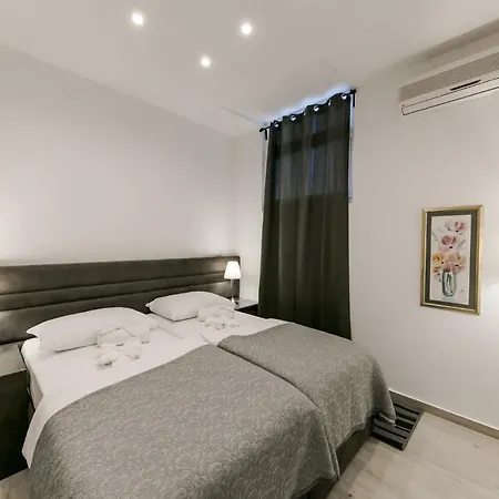 Apartment Palomia D *